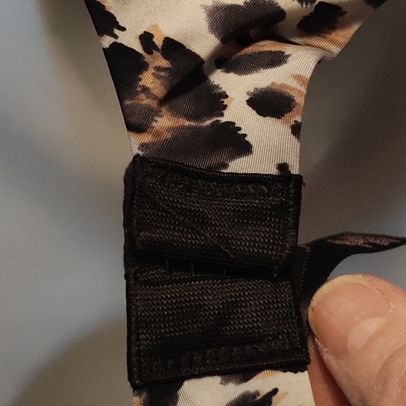 Victoria's Secret Intimate - Picture 5 of 10